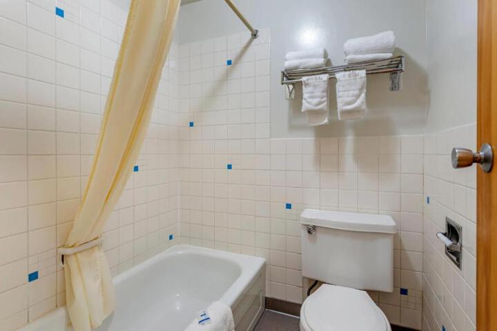 Rodeway Inn