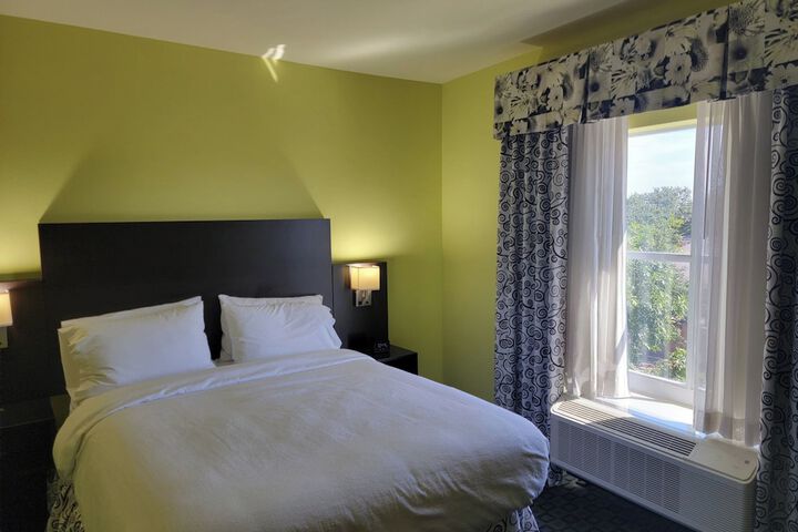 Holiday Inn Garland by IHG