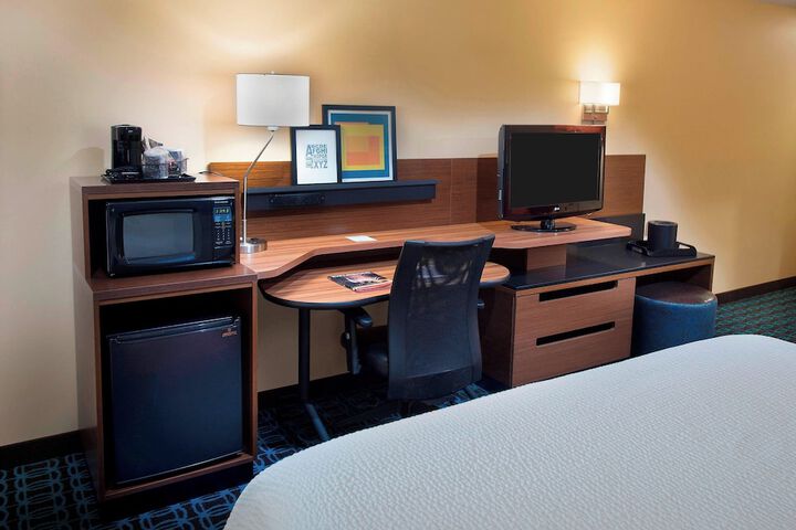 Room 11 of 21