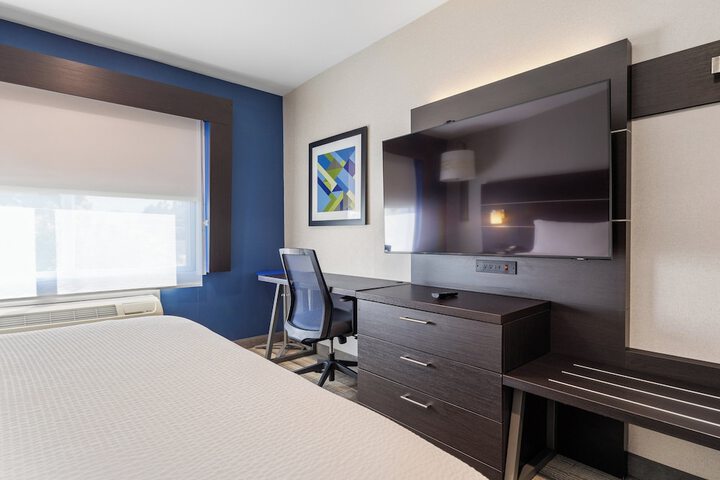 Holiday Inn Express Sunnyvale - Silicon Valley by IHG