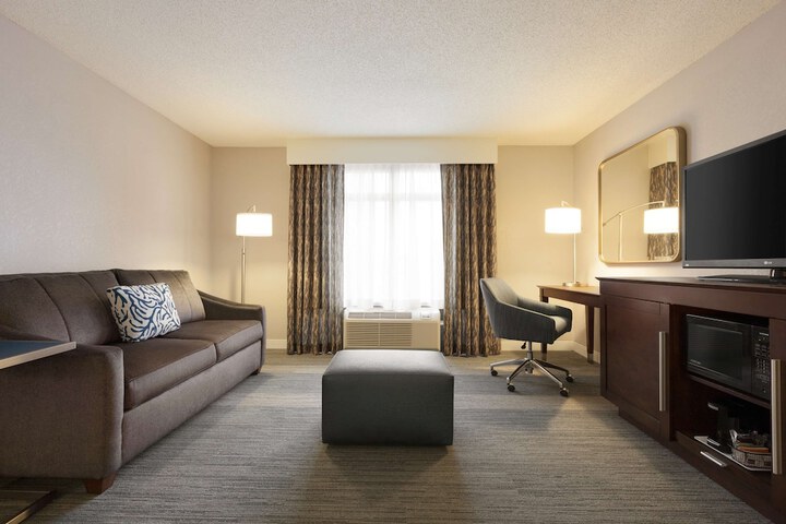 Room 35 of 78