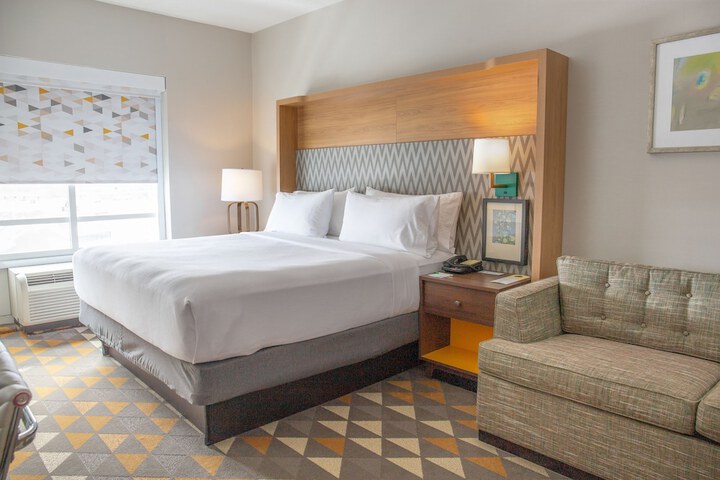 Holiday Inn Toledo-Maumee (I-80 / 90) by IHG