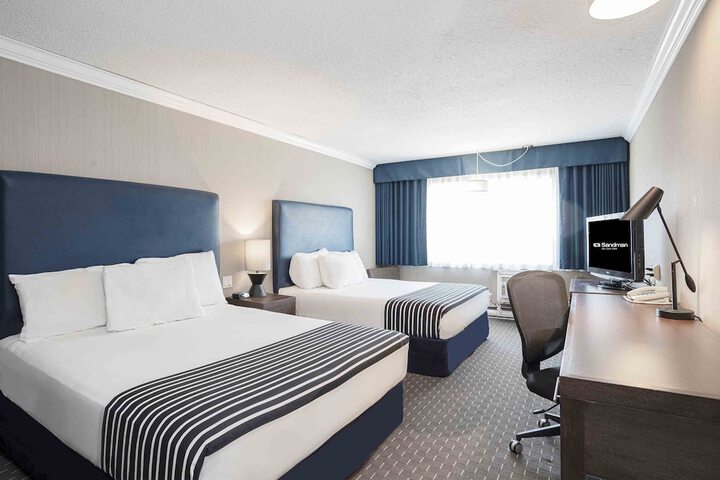 Room 10 of 21