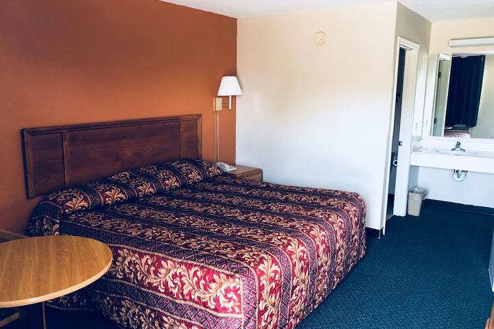 Rest Inn Motel