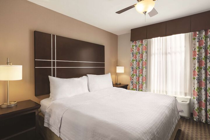 Room 31 of 76