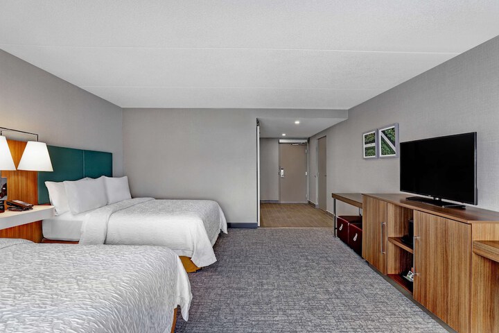 Hampton Inn & Suites by Hilton Belleville