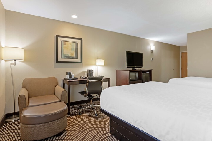 Room 14 of 36