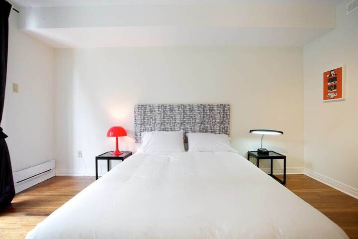 Room 10 of 15
