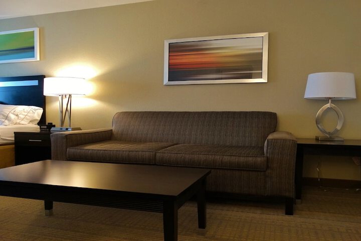 Room 27 of 58