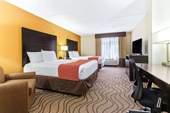 Room 17 of 27