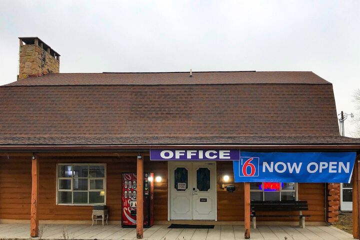 Motel 6 Shartlesville PA