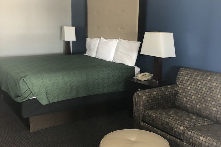 Room 38 of 47