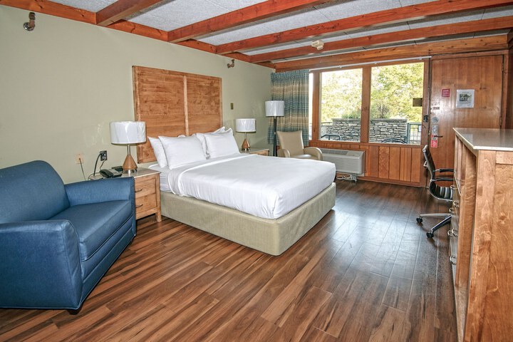Room 20 of 121