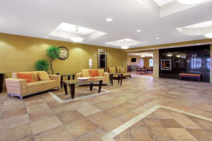 Hotel Interior 13 of 47