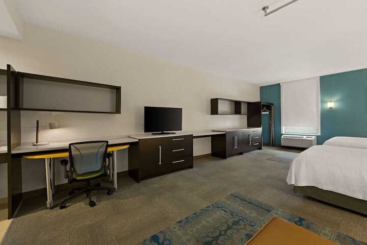 Room 18 of 41