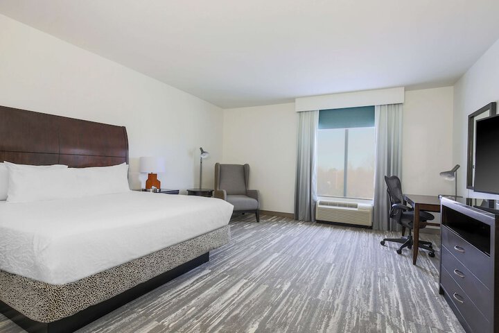 Room 13 of 35