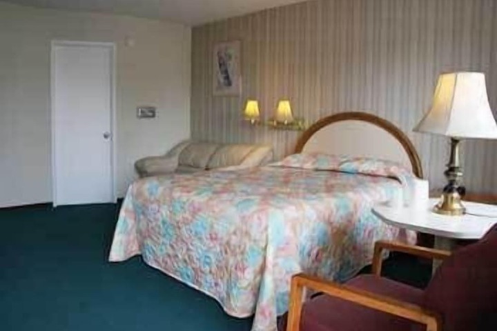 Room 54 of 59
