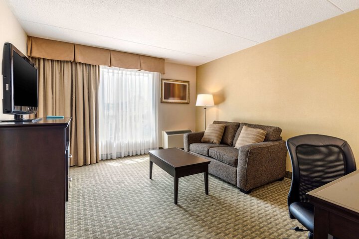 Room 14 of 38