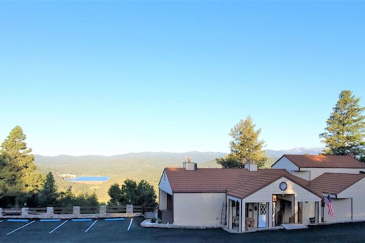 High Sierra Condominium