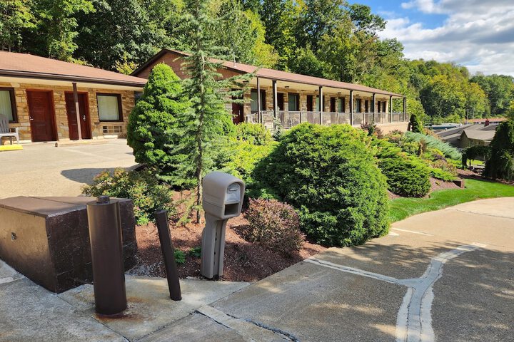 Jefferson Hills Motel