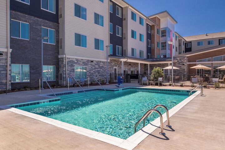 Pool 4 of 55