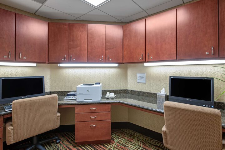 Business Center 53 of 54