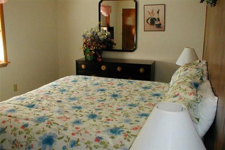 Room 13 of 15