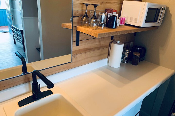 Room 44 of 108