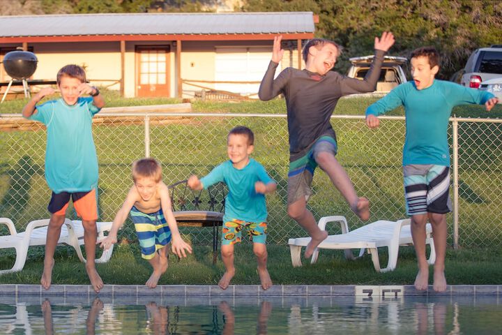 Pool 16 of 213
