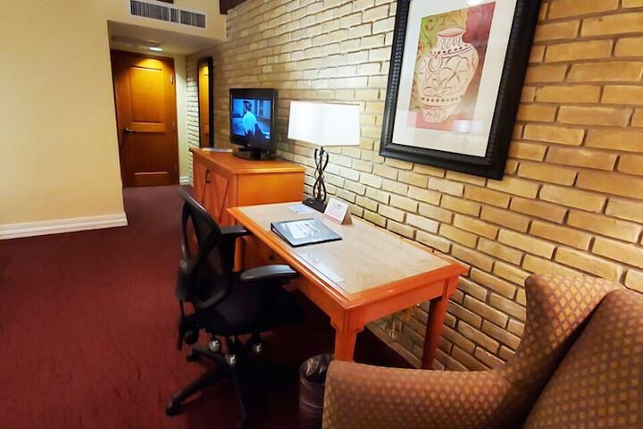 Room 43 of 75