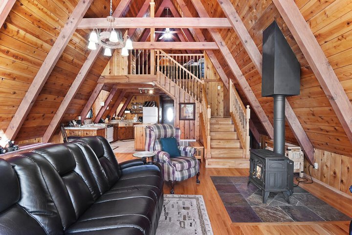 Beautiful Mountain Getaway