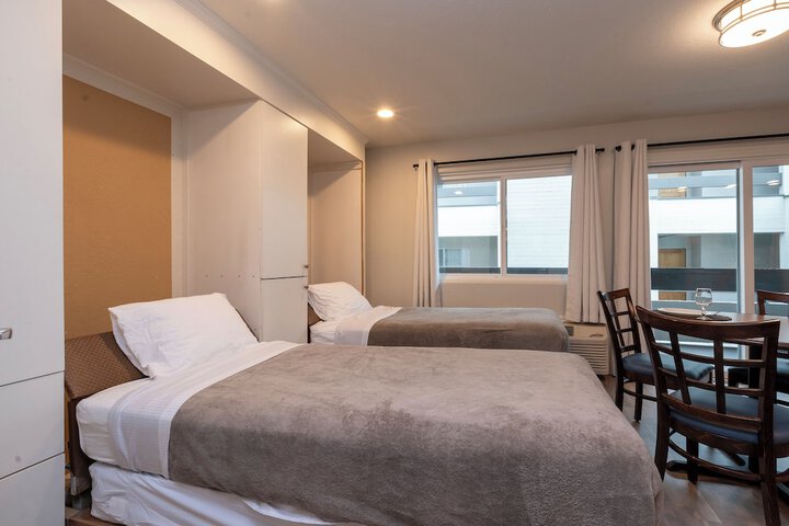 Room 56 of 113