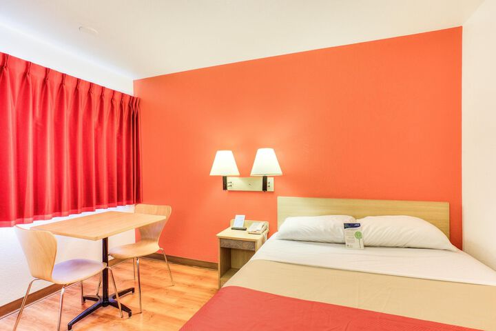 Motel 6 Tigard OR - Portland South - Lake Oswego