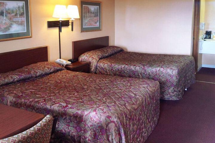 Room 14 of 21