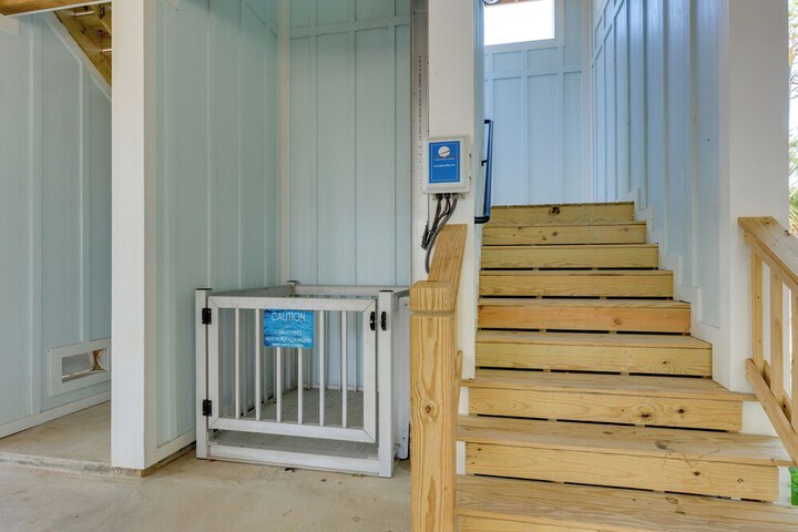 Luxe Family Condo w / Gulf View in Dauphin Island!