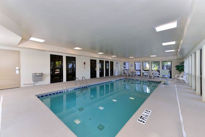 Pool 4 of 84