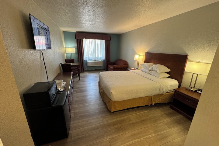 Room 29 of 69