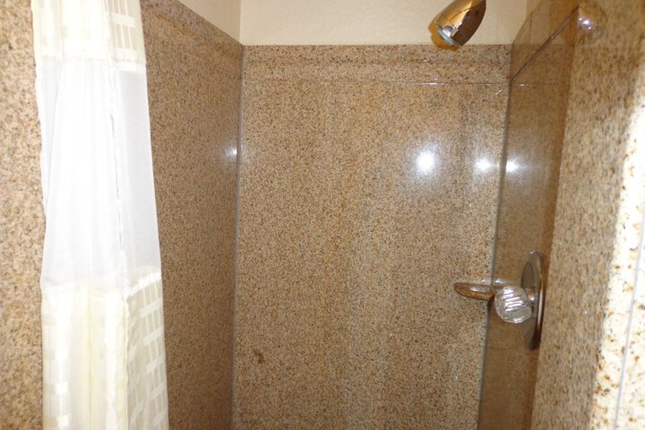 Room 7 of 20