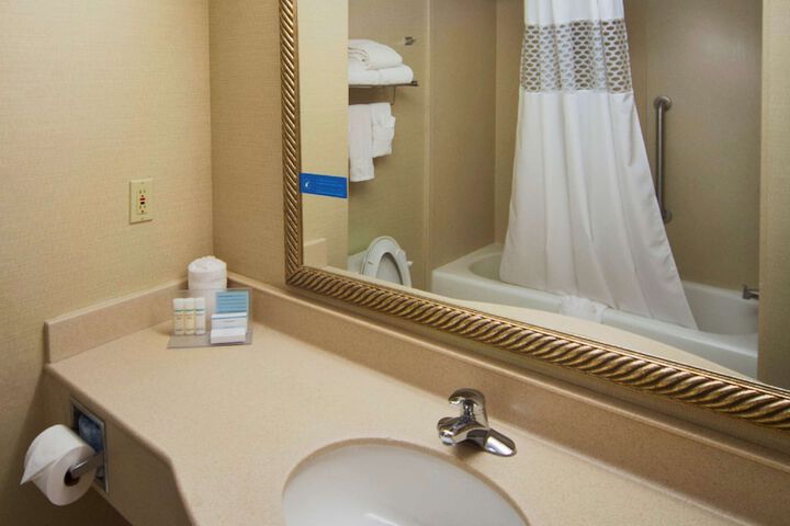 Hampton Inn & Suites Valdosta / Conference Center