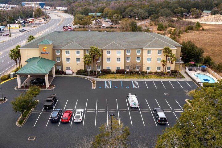Hotel 8 of 49