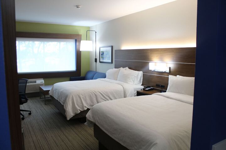Holiday Inn Express & Suites Latta by IHG