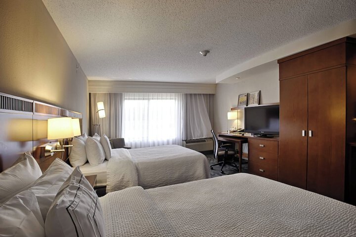 Courtyard by Marriott Wall at Monmouth Shores Corporate Park