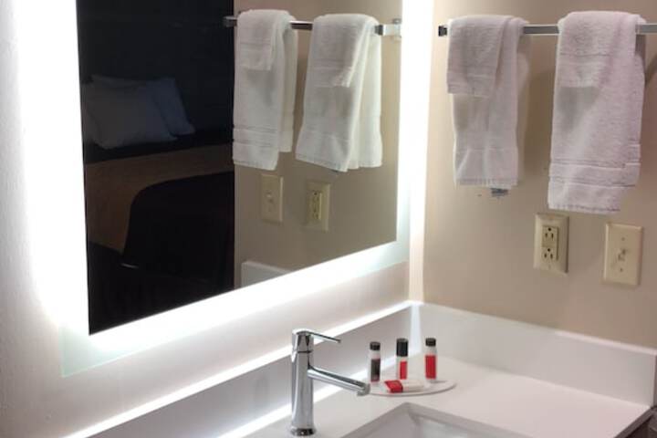 Room 63 of 78