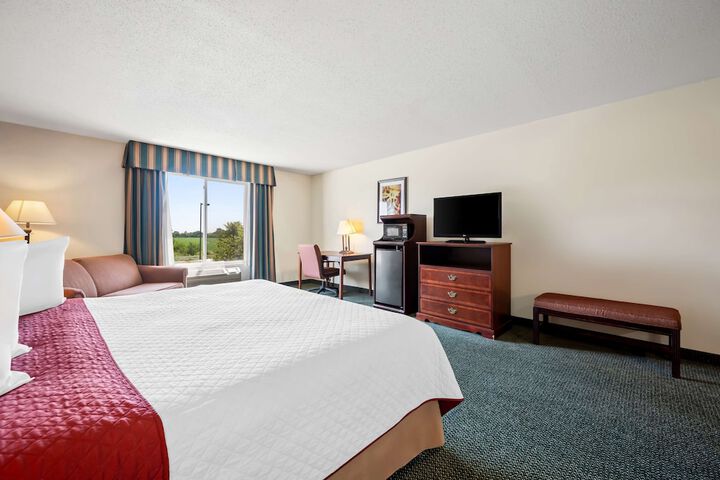 Room 20 of 35