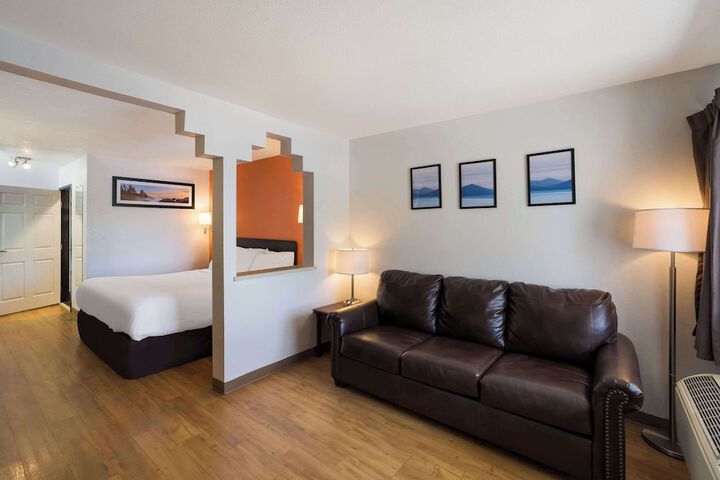Room 20 of 46