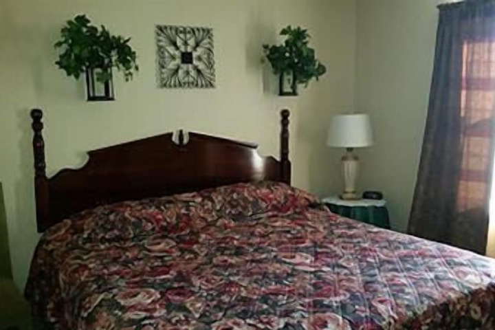 Room 16 of 26