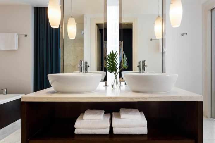 Kimpton EPIC Hotel by IHG