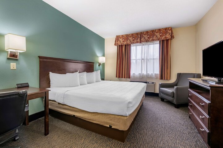 Room 21 of 39