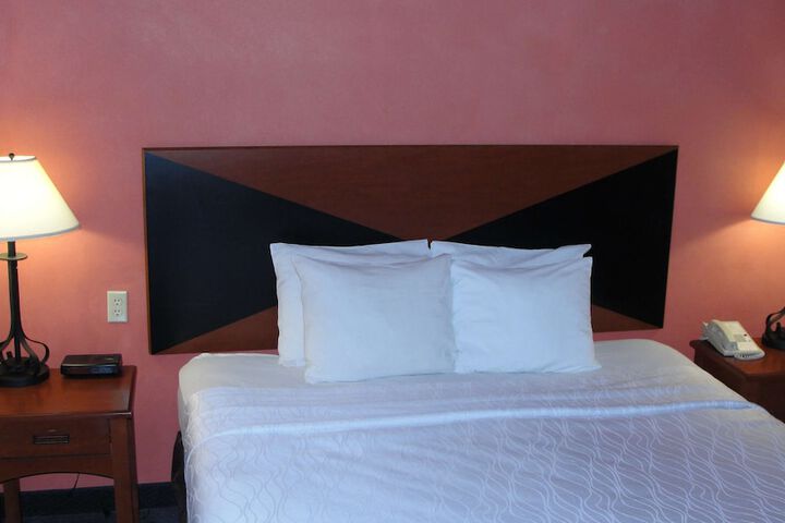 Room 45 of 49