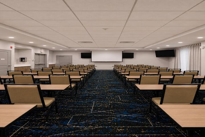 Hampton Inn Oxford / Conference Center
